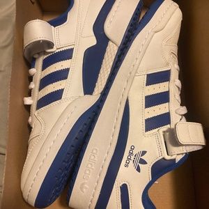 Adidas Forum low white royal blue